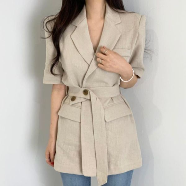 women's suits & blazers french suit collar blouse female design sense niche 2021 summer light mature wind waistband loose short-sleeved, White;black
women's suits & blazers french suit collar blouse female design sense niche 2021 summer light mature wind waistband loose short-sleeved, White;black