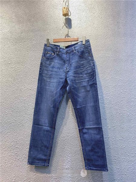 luxury jeans designer mens light trousers blue solid size 28-38 casual summer thin pants plaid regular pant latest listin fashion slim-leg
luxury jeans designer mens light trousers blue solid size 28-38 casual summer thin pants plaid regular pant latest listin fashion slim-leg