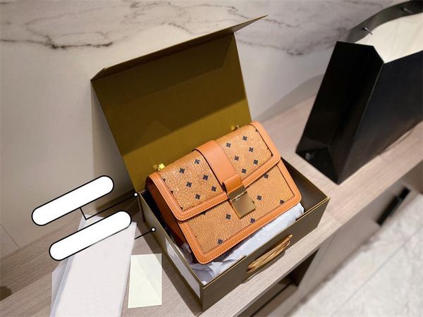 tracy visetos bag classic fashion brand designs old flower women bags genuien leather brown color small flap original purse wholesale
tracy visetos bag classic fashion brand designs old flower women bags genuien leather brown color small flap original purse wholesale