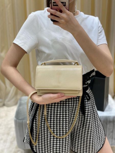 evening bags fashionable lady small satchel one-shoulder bag classic handbag portable chain belt oblique purse
evening bags fashionable lady small satchel one-shoulder bag classic handbag portable chain belt oblique purse