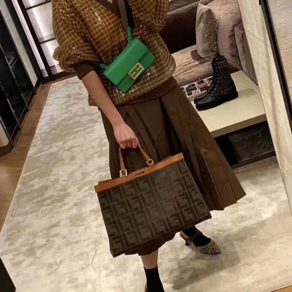 handbag little red book net same tote bag canvas printing big women's portable shoulder kelly 2021 fashion handbag zly
handbag little red book net same tote bag canvas printing big women's portable shoulder kelly 2021 fashion handbag zly