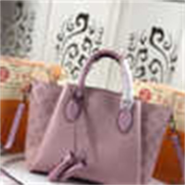 body handles brand iconic designer totes luxury clutches m55031 perforated shoulder bags calf cross tote bag bag evening handbags
body handles brand iconic designer totes luxury clutches m55031 perforated shoulder bags calf cross tote bag bag evening handbags