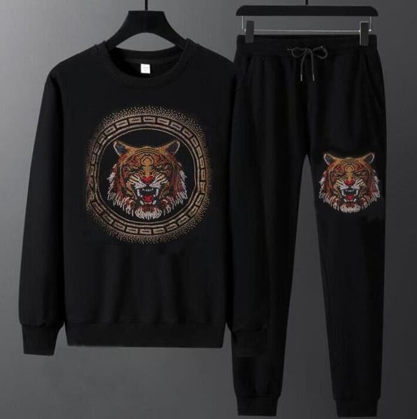 new fashion men's tracksuit men casual winter men hoody set rhinestone design, White;black
new fashion men's tracksuit men casual winter men hoody set rhinestone design, White;black