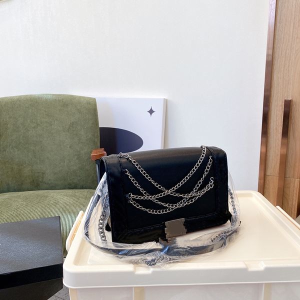 french versatile fashion one shoulder bags designer chain flap square black leather large capacity 28cm designer handbag tote outdoor sacoch
french versatile fashion one shoulder bags designer chain flap square black leather large capacity 28cm designer handbag tote outdoor sacoch