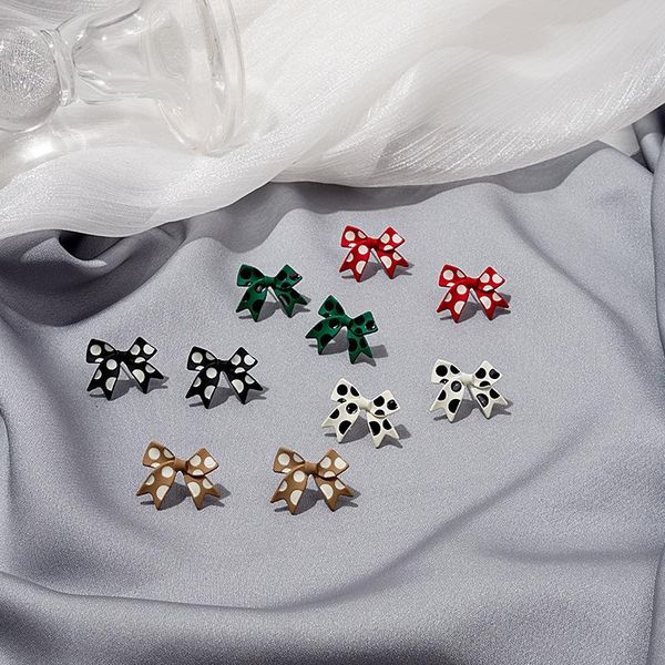 stud korean women black and white bow earrings 2021 lovely color bohemian style girlfriends friendship gift, Golden;silver
stud korean women black and white bow earrings 2021 lovely color bohemian style girlfriends friendship gift, Golden;silver