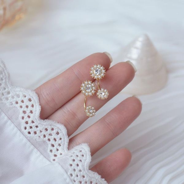 stud 14k real gold plated fashion jewelry crystal pearl flower exquisite earrings for woman holiday party elegant earring, Golden;silver
stud 14k real gold plated fashion jewelry crystal pearl flower exquisite earrings for woman holiday party elegant earring, Golden;silver