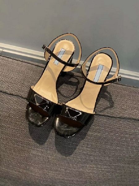 new european temperament women's single shoes fashion leather sole high heel sandals women's summer fashion sandals high quality, Black
new european temperament women's single shoes fashion leather sole high heel sandals women's summer fashion sandals high quality, Black