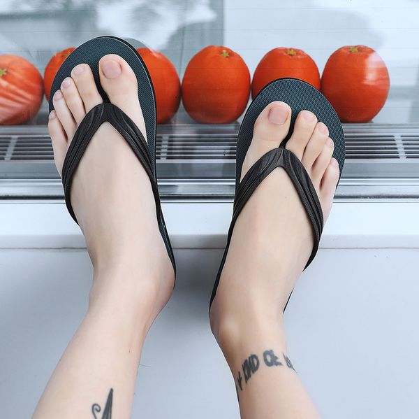 2021 summer fashion women mens sandals students casual home slippers black green red grey size eur 39-44 code 64-0222
2021 summer fashion women mens sandals students casual home slippers black green red grey size eur 39-44 code 64-0222