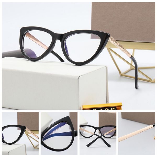 1pcs fashion sunglasses eyewear sun glasses women 2021 luxury designer classic flat sunglass for men cat eye anti-uv brand pilot with leathe, White;black
1pcs fashion sunglasses eyewear sun glasses women 2021 luxury designer classic flat sunglass for men cat eye anti-uv brand pilot with leathe, White;black
