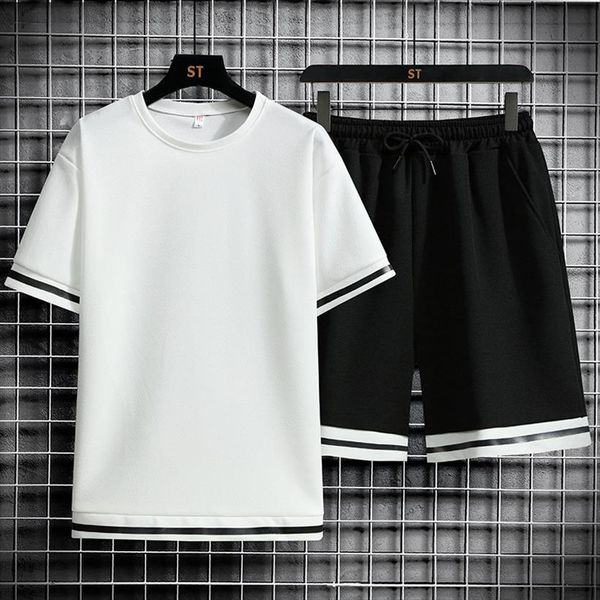 plus size two piece sets mens tracksuits fashion solid color sportswear men summer casual patchwork t shirt set sports wear, Gray
plus size two piece sets mens tracksuits fashion solid color sportswear men summer casual patchwork t shirt set sports wear, Gray