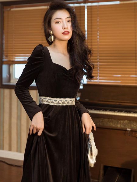 high-end runway dresses 2021 women winter autumn elegant party dress velvet black maxi long vestidos vintage robe zf16 casual, Black;gray
high-end runway dresses 2021 women winter autumn elegant party dress velvet black maxi long vestidos vintage robe zf16 casual, Black;gray