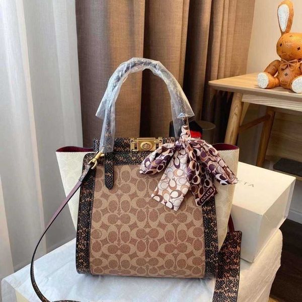 women luxurys designers bags 2021 womens handbags purses designer crossbody wallet bag louisbags_18 tote temperament color matching fashion
women luxurys designers bags 2021 womens handbags purses designer crossbody wallet bag louisbags_18 tote temperament color matching fashion