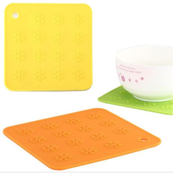 mats & pads snow pattern silicone square placemat grade non-slip mat waterproof heat-resistant tablemat dishes tableware
mats & pads snow pattern silicone square placemat grade non-slip mat waterproof heat-resistant tablemat dishes tableware
