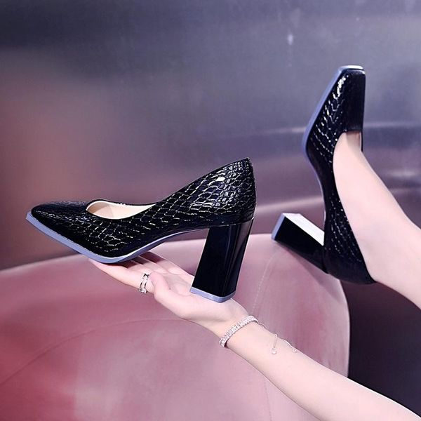 dress shoes autumn black red color shallow square toe high heels thick heel retro professional women's checkered comfortable
dress shoes autumn black red color shallow square toe high heels thick heel retro professional women's checkered comfortable