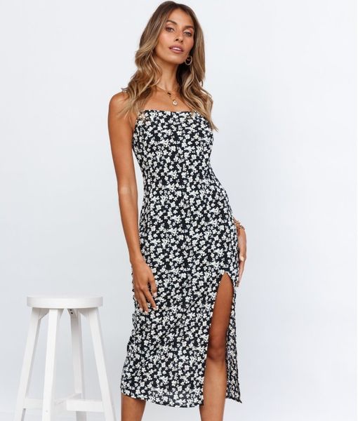 fashion dress 2021 summer women's suspender print split open back mid length skirt, Black;pink
fashion dress 2021 summer women's suspender print split open back mid length skirt, Black;pink