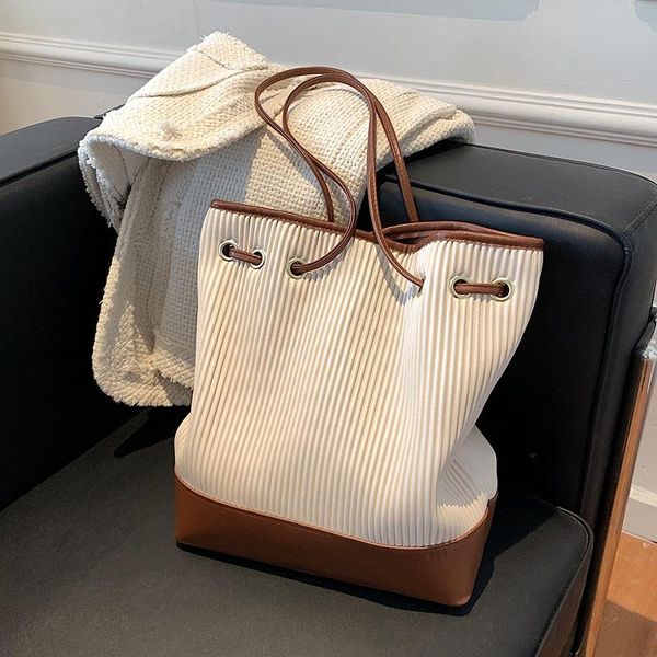 evening bags fashion women leather vertical stripe pattern handbags and purse elegant female shoulder tote bag chic large shopper 2021
evening bags fashion women leather vertical stripe pattern handbags and purse elegant female shoulder tote bag chic large shopper 2021