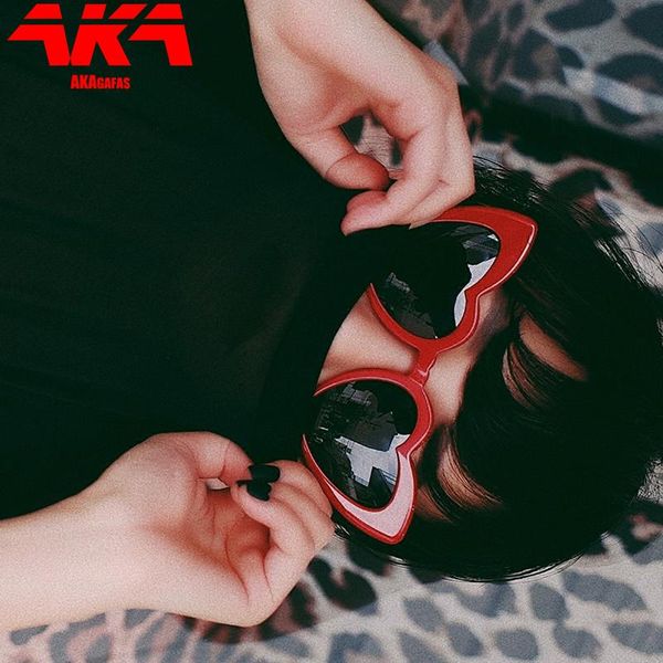 sunglasses akagafas heart shaped women 2021 luxury vintage plastic candy colors sun glasses classic cool feminino, White;black
sunglasses akagafas heart shaped women 2021 luxury vintage plastic candy colors sun glasses classic cool feminino, White;black