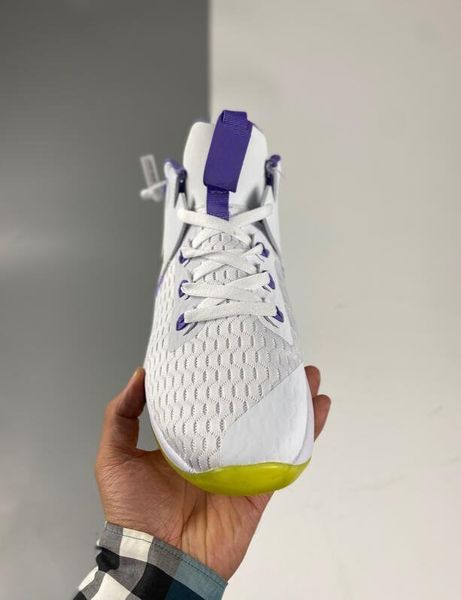 2021 5 gs basketball shoes 5s white black men sneakers shoes white yellow purple trainers ct4629-102 size 40-46
2021 5 gs basketball shoes 5s white black men sneakers shoes white yellow purple trainers ct4629-102 size 40-46