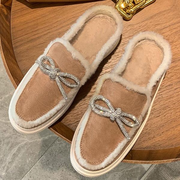 autumn and winter sheep suede crystal bow wool interior thermal casual slippers women stylish home flat, Black
autumn and winter sheep suede crystal bow wool interior thermal casual slippers women stylish home flat, Black
