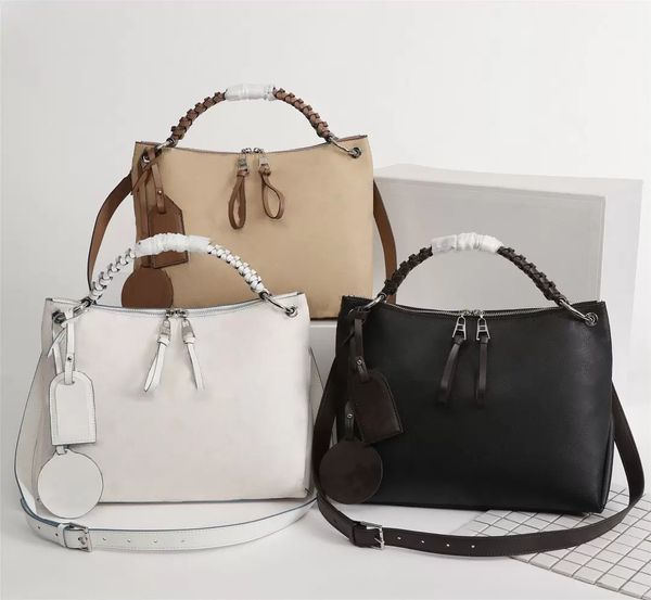 2022 womens luxury designer messenger bag ladies handbag casual leather one shoulder handbags women shopping big 30x27.5x15cm, Black;red
2022 womens luxury designer messenger bag ladies handbag casual leather one shoulder handbags women shopping big 30x27.5x15cm, Black;red