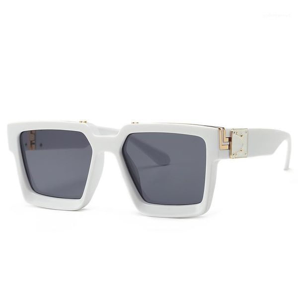 classic sunglasses women luxury glasses square fashion shopping mirror driving uv400 gradient color eyewear vasos gafas de sol, White;black
classic sunglasses women luxury glasses square fashion shopping mirror driving uv400 gradient color eyewear vasos gafas de sol, White;black