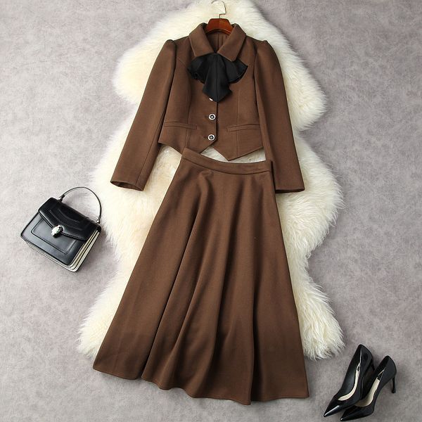 european and american women's clothing winter 2022 new coat with long sleeves and bow collar pleated skirt fashion suits, White
european and american women's clothing winter 2022 new coat with long sleeves and bow collar pleated skirt fashion suits, White