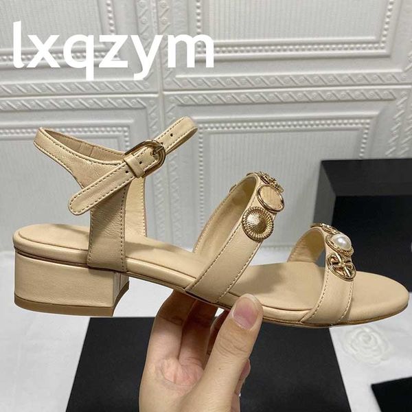 sandals 2021 women shoes designer black pink flat jewelry sandal fashion lady design cotton tweed metal decoration
sandals 2021 women shoes designer black pink flat jewelry sandal fashion lady design cotton tweed metal decoration