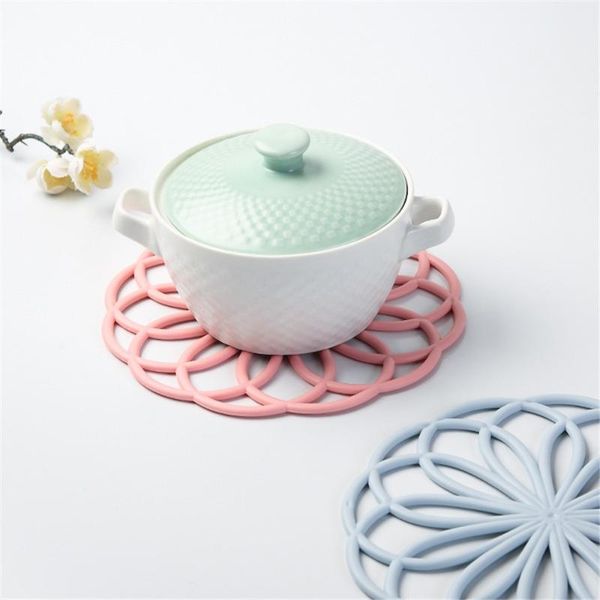 mats & pads 1pc tea placemat silicone flower design dining table mat for kitchen household hollow casserole pad anti-
mats & pads 1pc tea placemat silicone flower design dining table mat for kitchen household hollow casserole pad anti-