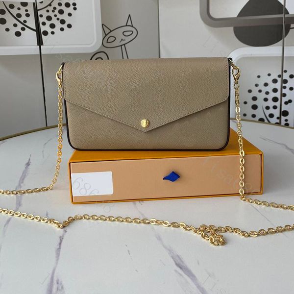 classic wallet handbag ladies fashion love clutch soft leather shoulderbag fold messenger bag crossbodybag with box wholesale 69977, Red;black
classic wallet handbag ladies fashion love clutch soft leather shoulderbag fold messenger bag crossbodybag with box wholesale 69977, Red;black