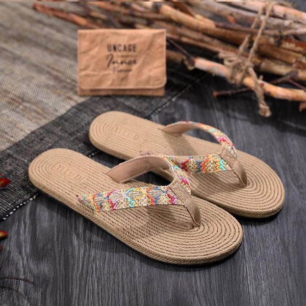 slippers 2021 beach imitation straw student flip flops female summer fashion wear flat non-slip sandals and, Black
slippers 2021 beach imitation straw student flip flops female summer fashion wear flat non-slip sandals and, Black