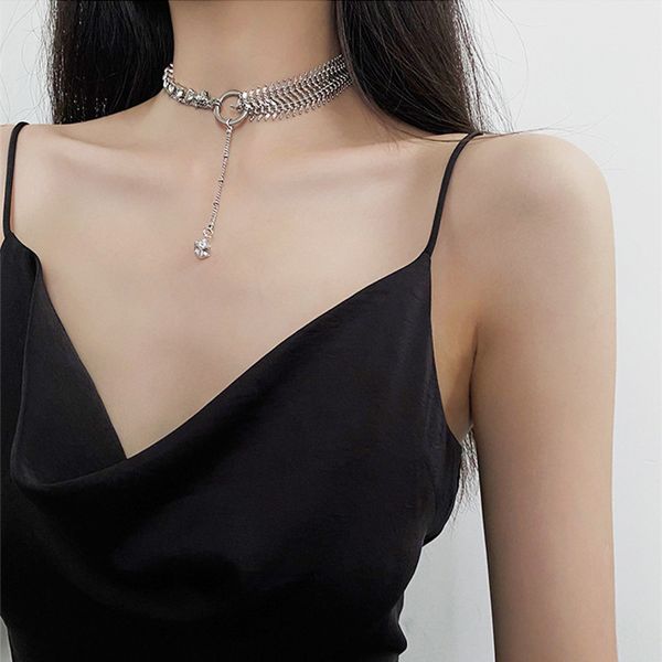 irregular geometric chain zircon double layer simple fashion design cool wind pendant net red temperament necklace, Silver
irregular geometric chain zircon double layer simple fashion design cool wind pendant net red temperament necklace, Silver