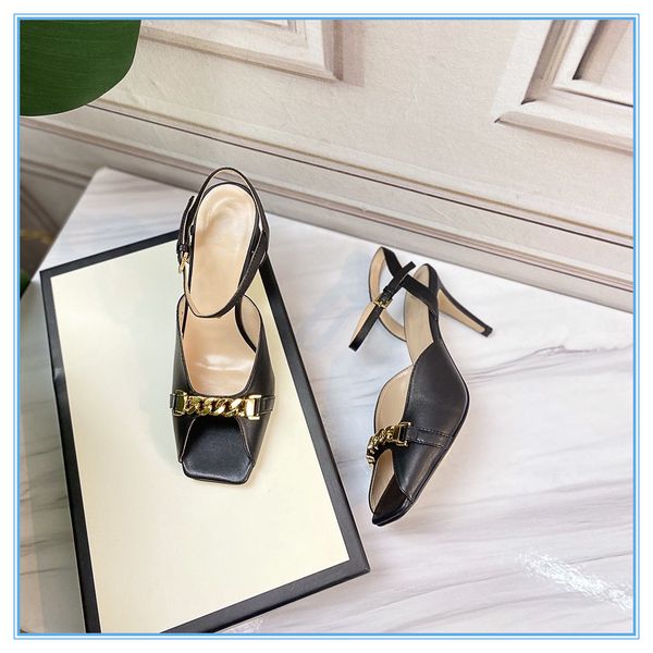 2021 real leather slippers with buckle 5 colors sandals women slipper women slides waterfront womens 35-40 have box and dust bag, Black
2021 real leather slippers with buckle 5 colors sandals women slipper women slides waterfront womens 35-40 have box and dust bag, Black