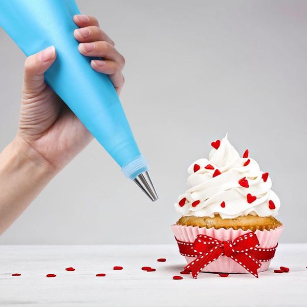 pcs/set cake decorating tips set icing cream pastry bag reusable 14 pcs stainless steel nozzle tools baking &
pcs/set cake decorating tips set icing cream pastry bag reusable 14 pcs stainless steel nozzle tools baking &