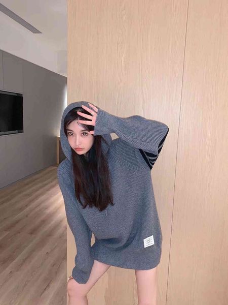 tb2021ss autumn and winter new four bar design hooded drawstring loose sweet long sleeve knitted pullover top, White;black
tb2021ss autumn and winter new four bar design hooded drawstring loose sweet long sleeve knitted pullover top, White;black