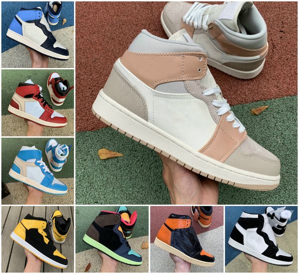 2021 high 1 og travis scotts mens bio hack basketball shoes obsidian asg unc white smoke grey fearless retroes 1s chicago sports shoe
2021 high 1 og travis scotts mens bio hack basketball shoes obsidian asg unc white smoke grey fearless retroes 1s chicago sports shoe
