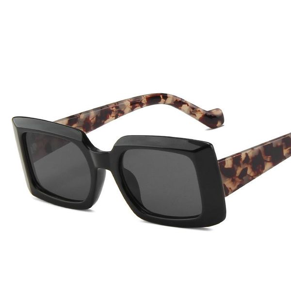 sunglasses hight quality men vintage polarized classic brand sun glasses coating lens driving eyewear for men/women 2021 fashion, White;black
sunglasses hight quality men vintage polarized classic brand sun glasses coating lens driving eyewear for men/women 2021 fashion, White;black