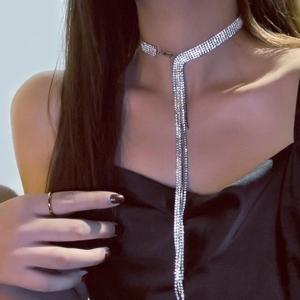 luxury multi-rows rhinestone long tassel choker necklaces for women neckwear shiny crystal clavicle chain collar necklace chokers, Golden;silver
luxury multi-rows rhinestone long tassel choker necklaces for women neckwear shiny crystal clavicle chain collar necklace chokers, Golden;silver