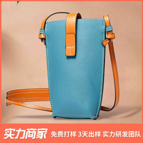 personality mini bicycle mobile phone bag fashion lipstick real cowhide women's one shoulder messenger bag
personality mini bicycle mobile phone bag fashion lipstick real cowhide women's one shoulder messenger bag
