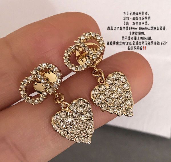 dijia love female earrings fashion jewelry luxury diamond classic designer cd letter inlaid d home net red star same high quality, Red;brown
dijia love female earrings fashion jewelry luxury diamond classic designer cd letter inlaid d home net red star same high quality, Red;brown