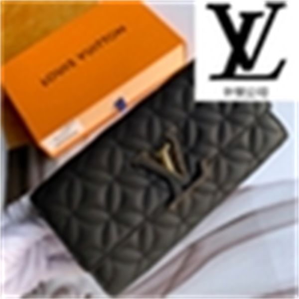 m68590 black soft quilted sheepskin real leather compact long s chain wallet bag key card holder phone case, Red;black
m68590 black soft quilted sheepskin real leather compact long s chain wallet bag key card holder phone case, Red;black
