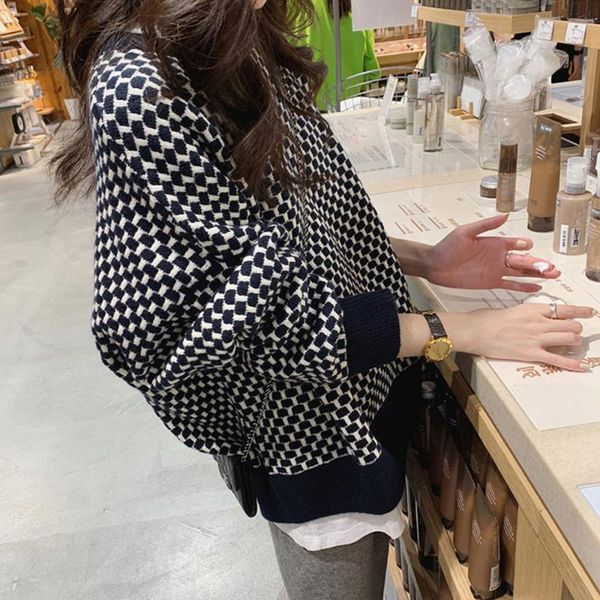 women's sweaters 2021 autumn winter sweater high-quality korean version vintage lattice jumpers soft cosy o-neck outer wear pullover, White;black 
women's sweaters 2021 autumn winter sweater high-quality korean version vintage lattice jumpers soft cosy o-neck outer wear pullover, White;black