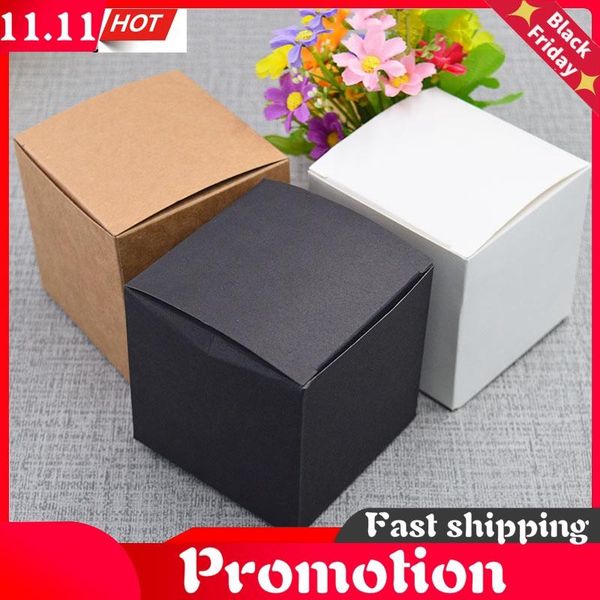 50pcs kraft paper packaging box black/white/kraft square candy wedding party favor gift black paeprcardboard wrap
50pcs kraft paper packaging box black/white/kraft square candy wedding party favor gift black paeprcardboard wrap