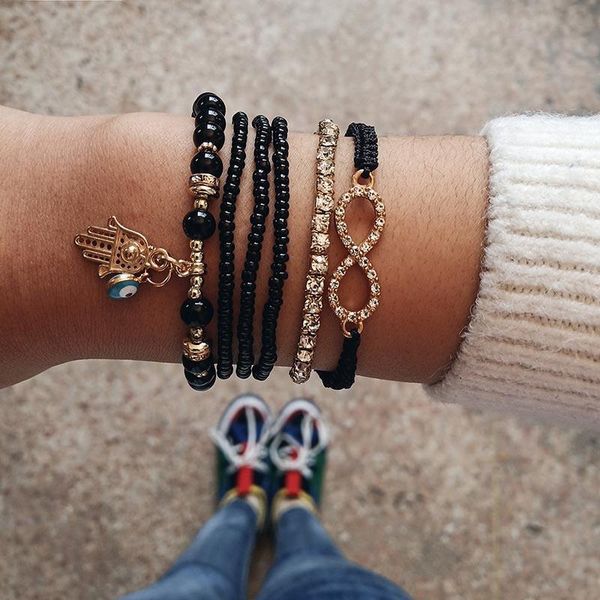 charm bracelets crystal infinity symbol for women hamsa fatima hand bangles set fashion women's bracelet jewelry 2021, Golden;silver
charm bracelets crystal infinity symbol for women hamsa fatima hand bangles set fashion women's bracelet jewelry 2021, Golden;silver