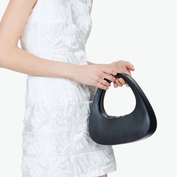 ladies fashion handbag designer creative three-dimensional round document commuting party leisure various occasions mobile phone coin mini e, Black;red
ladies fashion handbag designer creative three-dimensional round document commuting party leisure various occasions mobile phone coin mini e, Black;red