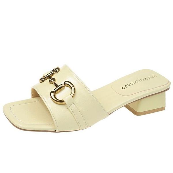 slippers women's shoes 2021 summer flat-bottomed sandals for outer wear fashion all-match metal buckle retro beach, Black 
slippers women's shoes 2021 summer flat-bottomed sandals for outer wear fashion all-match metal buckle retro beach, Black