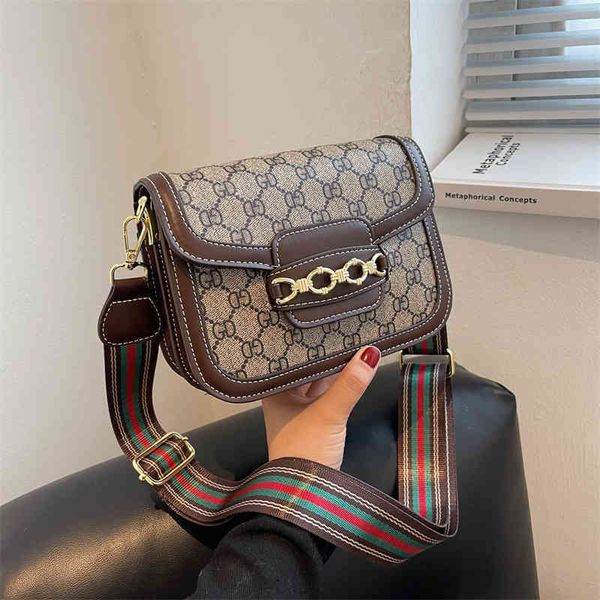 saddle bag female new women's armpit versatile printed small square single shoulder diagonal purses sale
saddle bag female new women's armpit versatile printed small square single shoulder diagonal purses sale
