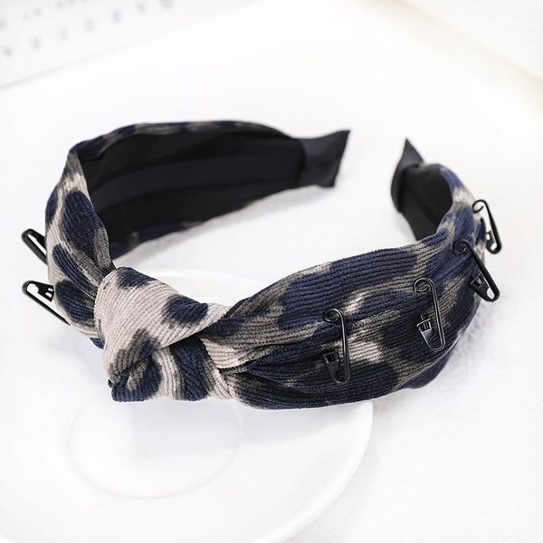 hair accessories 1 pc leopard print hairhoop women fashion style hairband headband female girls retro cross striped headwear
hair accessories 1 pc leopard print hairhoop women fashion style hairband headband female girls retro cross striped headwear