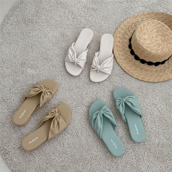 slippers bailamos women fashion big bow design flip flops non-slip square head open toed woman shoes beach sandals, Black
slippers bailamos women fashion big bow design flip flops non-slip square head open toed woman shoes beach sandals, Black
