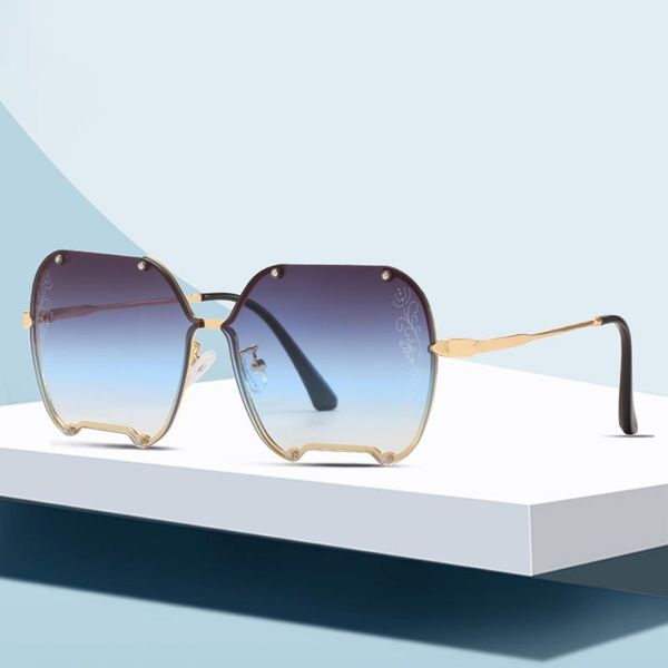 sunglasses women fashion irregular girls plastic glasses lens eyewear metal frame eyeglasses female drive goggles 2021, White;black
sunglasses women fashion irregular girls plastic glasses lens eyewear metal frame eyeglasses female drive goggles 2021, White;black