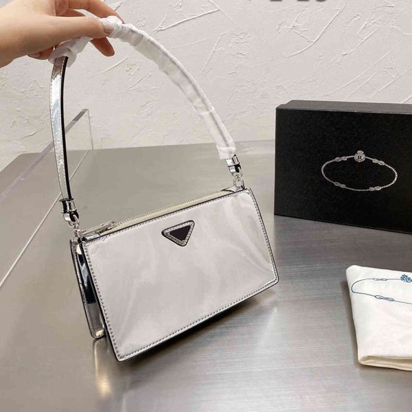 luxurys handbag quality women designers bag fashion leather saddle pochette handbags female crossbody tote shoulder phone vintage bags
luxurys handbag quality women designers bag fashion leather saddle pochette handbags female crossbody tote shoulder phone vintage bags